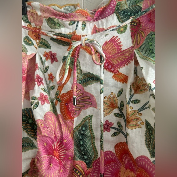 Farm Rio Macaw Bloom Scalloped 100% Linen Shorts - Size M/L - Picture 8 of 14